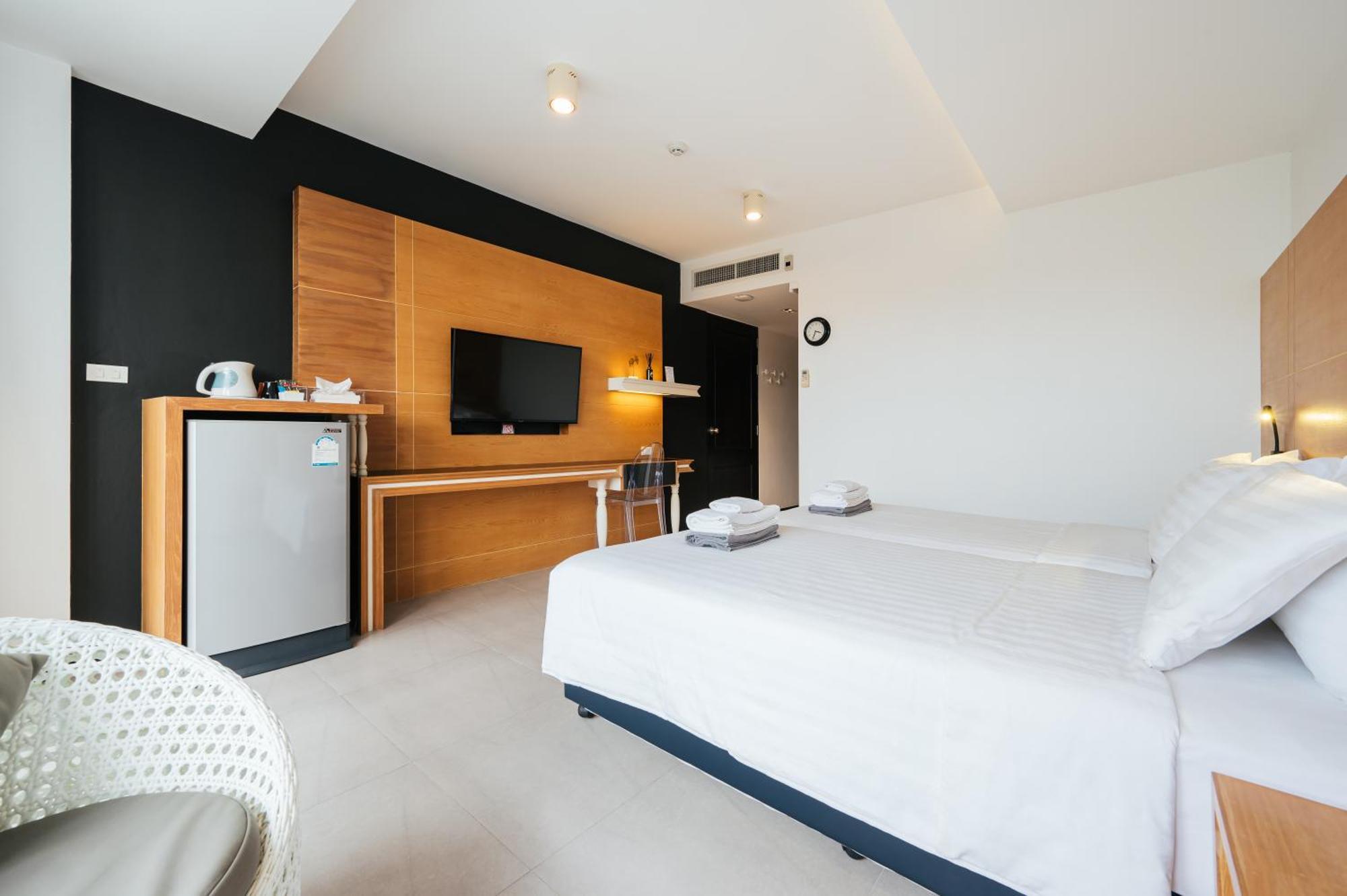 Vivace Hotel Kamala Beach Extérieur photo